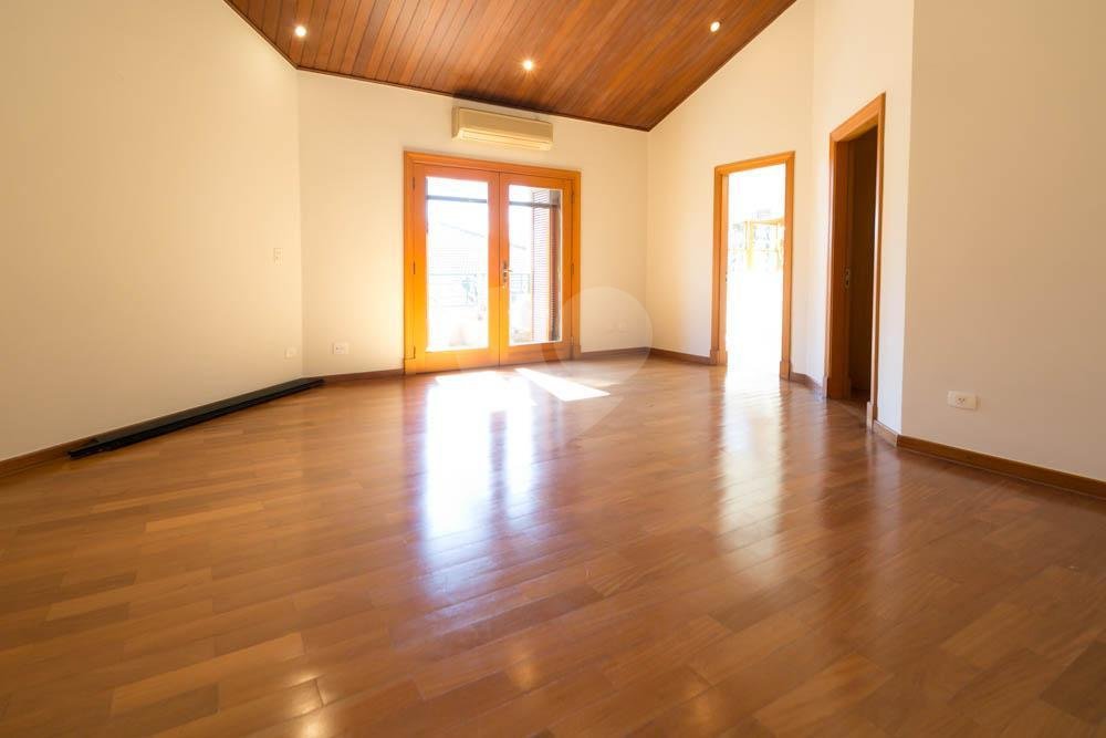Casa à venda com 4 suítes no condomínio Jardim das Azaléias, São Paulo - SP