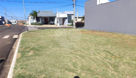 Terreno à venda em Residencial Lago dos Ipês, Itapetininga, SP