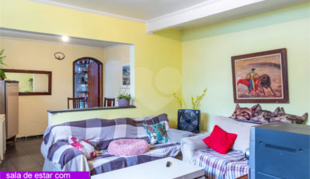 Sobrado à venda com 3 quartos, sendo 1 suíte,  em Cambuci, São Paulo, SP
