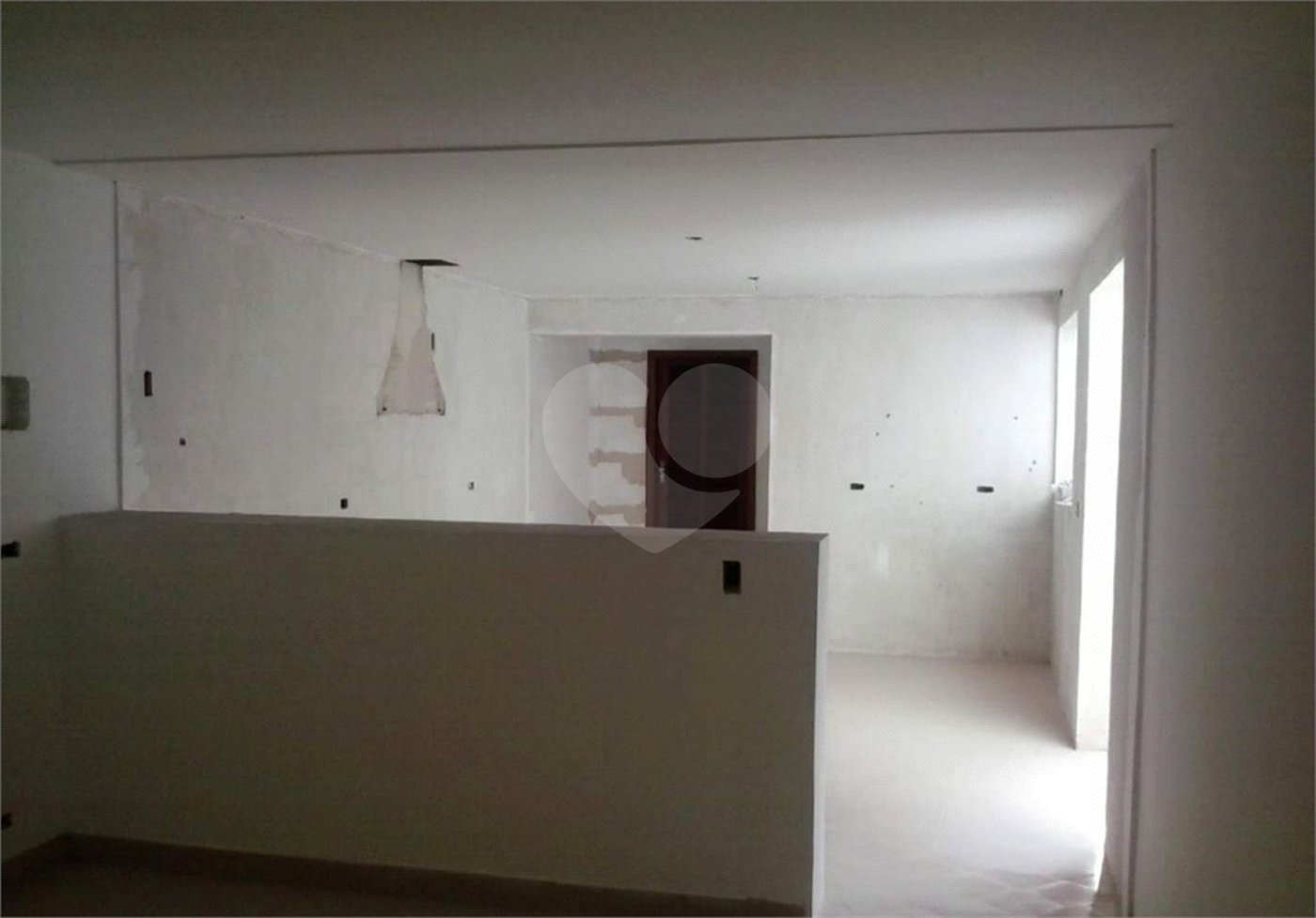 Casa à venda com 4 suítes em Vila Cordeiro, São Paulo, SP