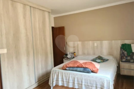 Casa 3 quartos Vila Nery