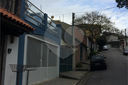 Sobrado à venda com 2 suítes em Jardim Aeroporto, São Paulo, SP