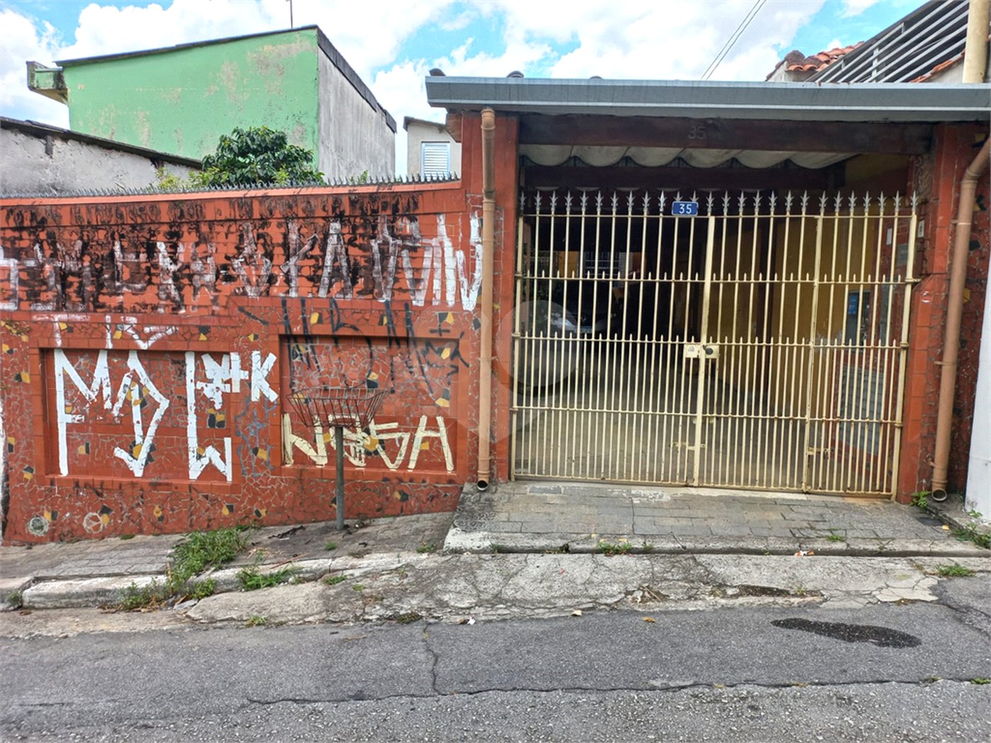 Casa Térrea à venda com 1 quarto em Vila Nivi, São Paulo, SP