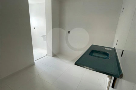 Casa à venda com 3 quartos, sendo 1 suíte, em Parque Vitória, São Paulo, SP