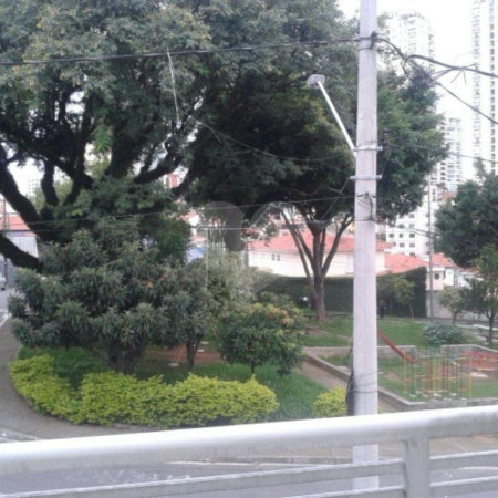 Casa à venda com 3 suítes no condomínio Praça Vitoriano Rodrigues Xavier,35, São Paulo - SP
