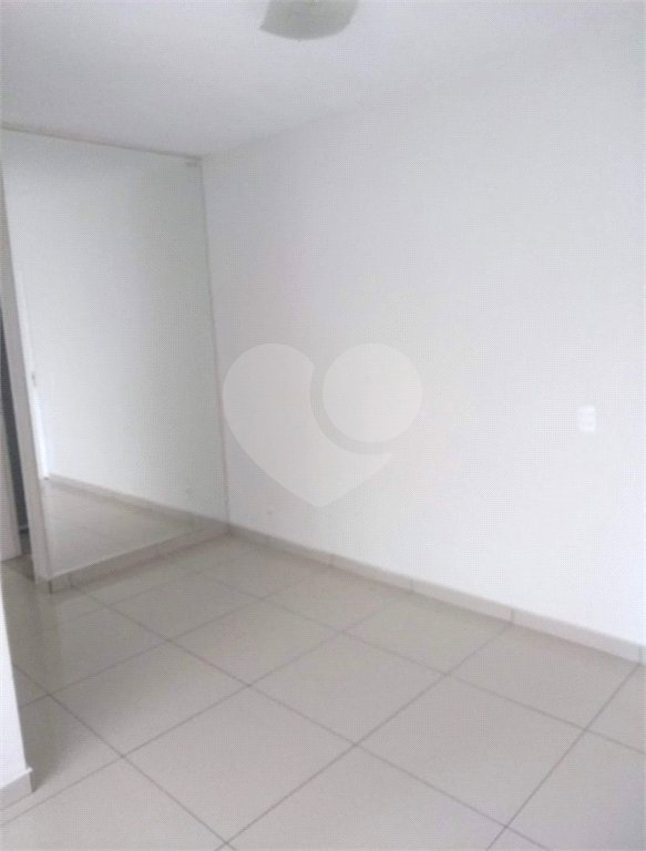 Apartamento à venda com 2 quartos em Inhoaíba, Rio de Janeiro, RJ