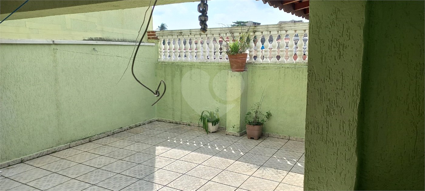 Sobrado à venda com 3 quartos, sendo 1 suíte, em Vila Ema, São Paulo, SP