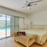 Casa de Vila à venda com 4 quartos, sendo 3 suítes,  em Alto da Boa Vista, São Paulo, SP