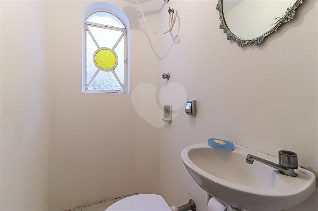 Casa à venda com 3 quartos, sendo 1 suíte, em Mirandópolis, São Paulo, SP
