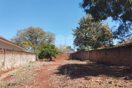 Terreno à venda no Centro, Araraquara, SP