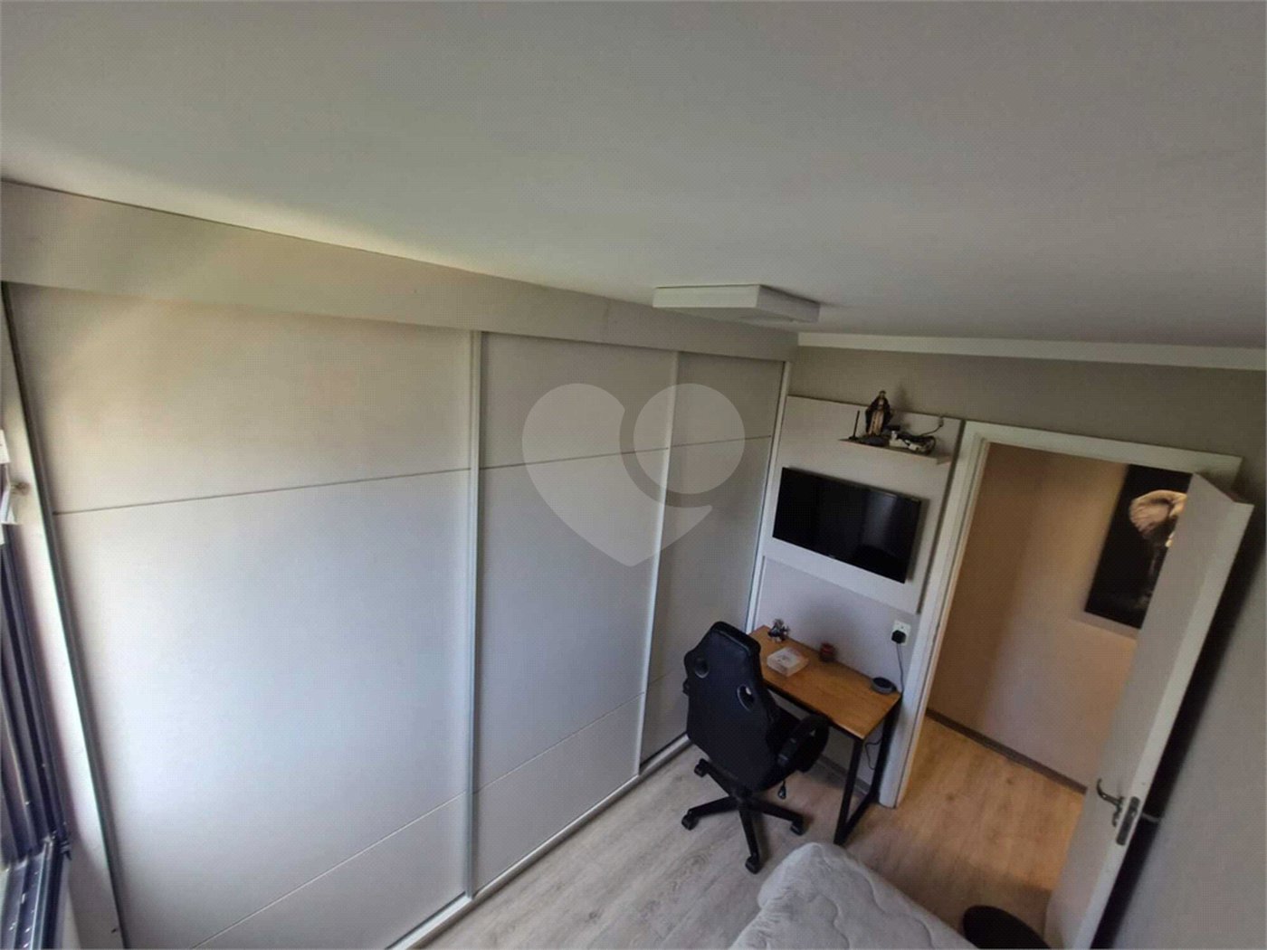 Cobertura à venda com 3 quartos, sendo 1 suíte,  em Jardim Umuarama, São Paulo, SP