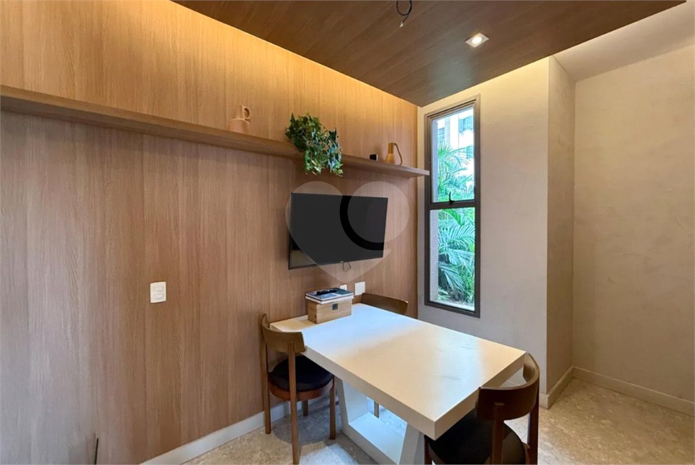 Apartamento à venda com 3 suítes em Santo Amaro, São Paulo, SP