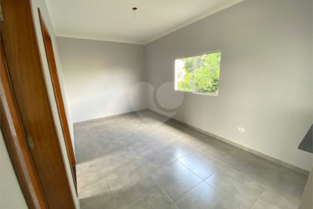 Apartamento à venda com 2 quartos em Alvinópolis, Atibaia, SP