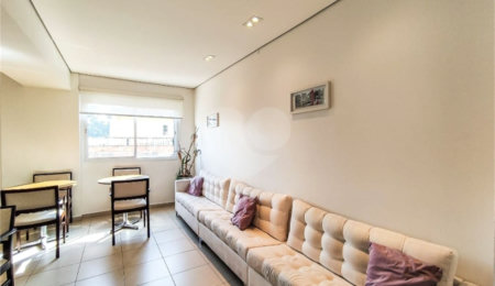 Apartamento à venda com 3 quartos, sendo 2 suítes,  em Parque Reboucas, São Paulo, SP