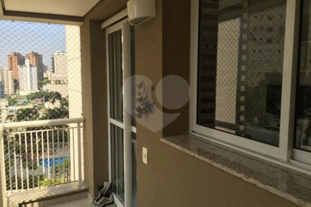 Apartamento à venda com 4 quartos, sendo 3 suítes, em Vila Andrade, São Paulo, SP
