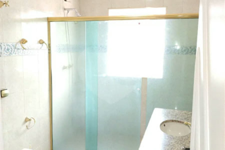 Casa Térrea à venda com 5 quartos, sendo 1 suíte, em Jardim Franca, São Paulo, SP