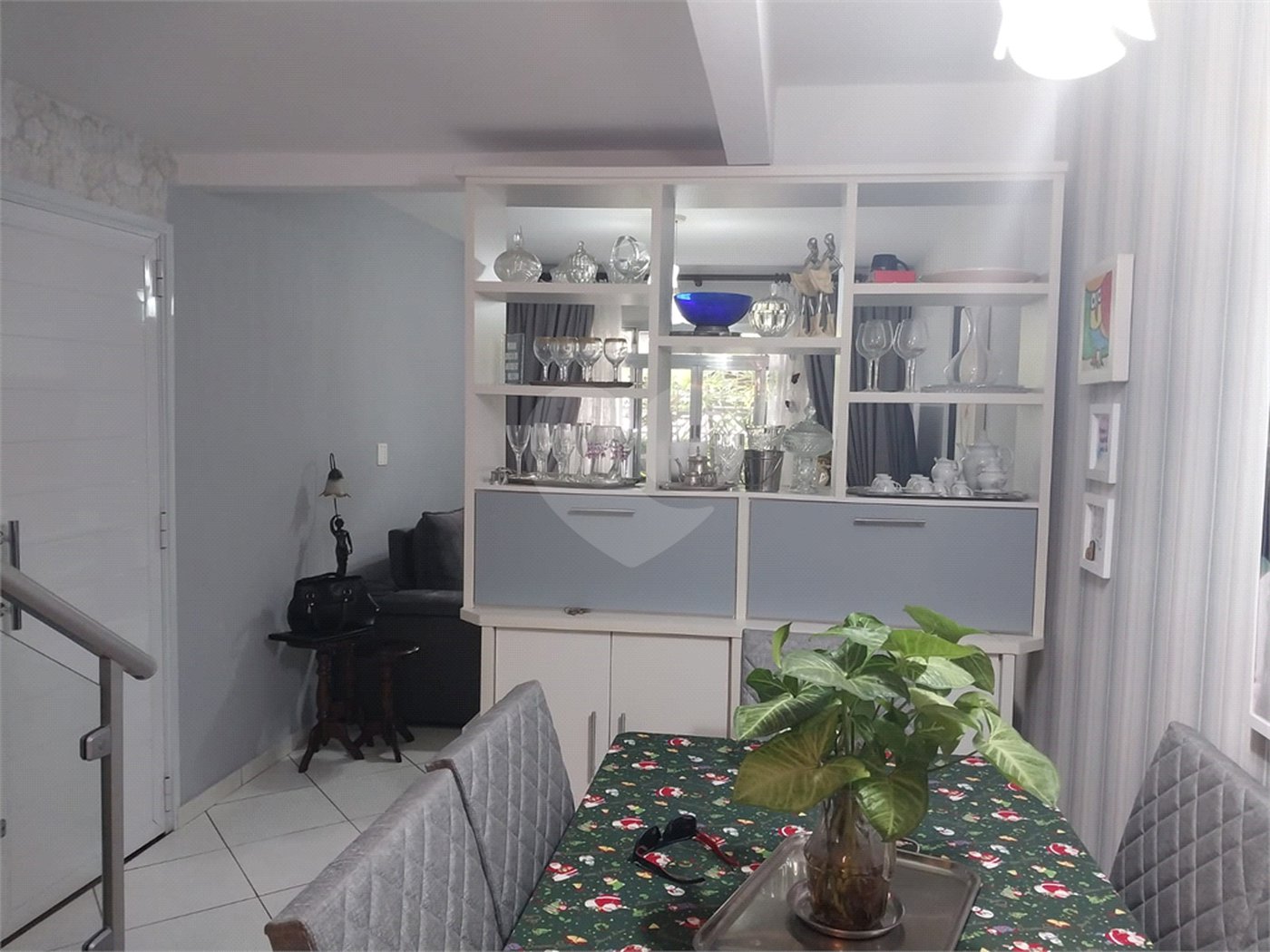 Sobrado à venda com 3 suítes em Tremembé, São Paulo, SP