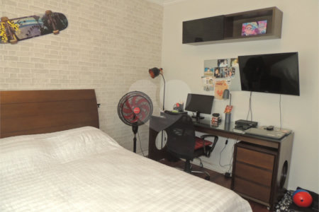 Apartamento à venda com 3 quartos, sendo 1 suíte, em Santo Amaro, São Paulo, SP
