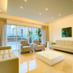Apartamento com 2 dormitórios para alugar, 76 m² por R$ 7.000,00/mês - Gonzaga - Santos/SP