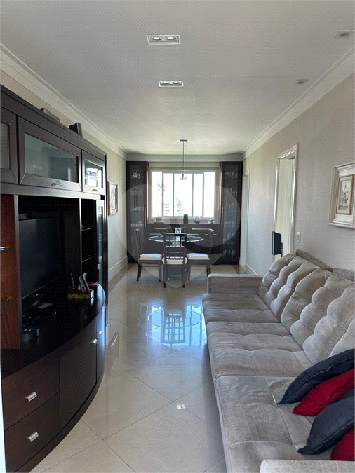 Apartamento à venda com 3 suítes em Vila Suzana, São Paulo, SP