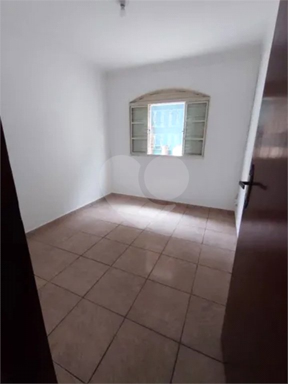 Casa à venda com 3 quartos, sendo 2 suítes,  em Conjunto Residencial Trinta e Um de Março, São José dos Campos, SP