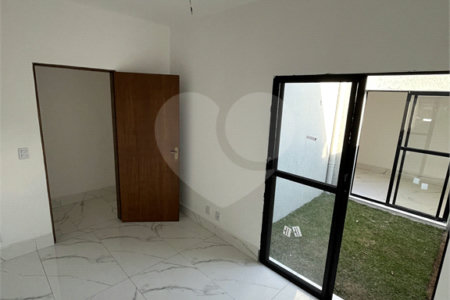 Casa à venda com 3 quartos, sendo 1 suíte,  em Vila São Paulo, Mogi das Cruzes, SP