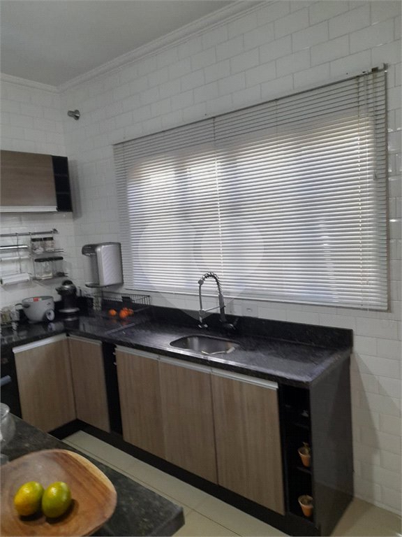 Casa à venda com 3 quartos, sendo 1 suíte,  em Vila Suissa, Mogi das Cruzes, SP