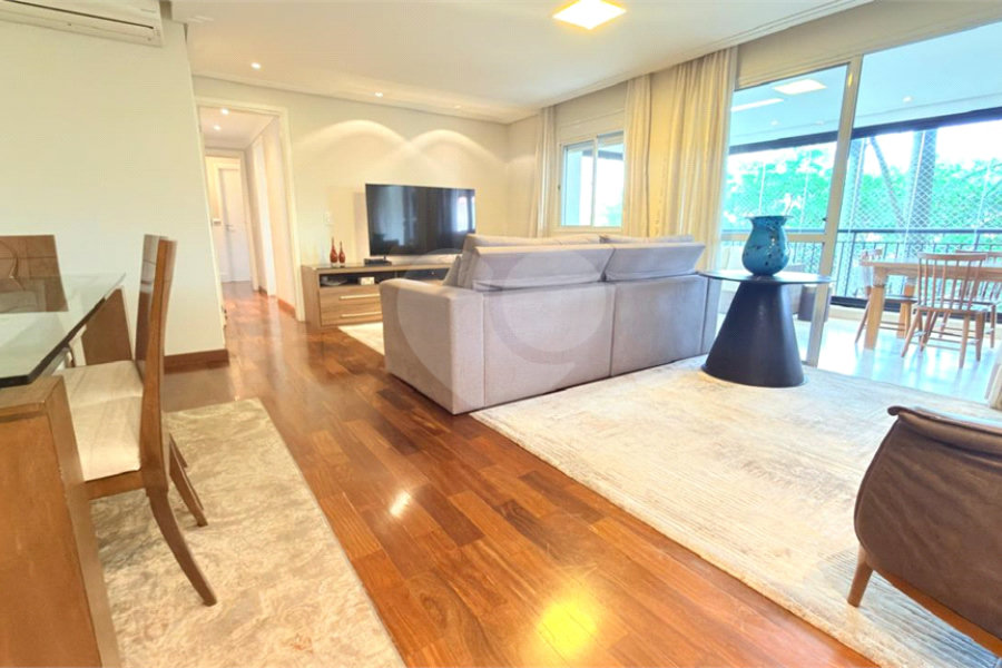 Apartamento à venda com 3 suítes em Santana, São Paulo, SP