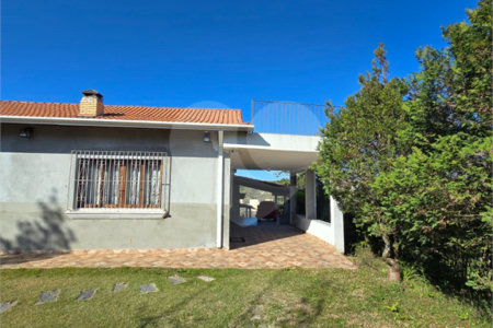 Casa à venda com 3 quartos, sendo 2 suítes,  em Vila São Paulo, Mogi das Cruzes, SP
