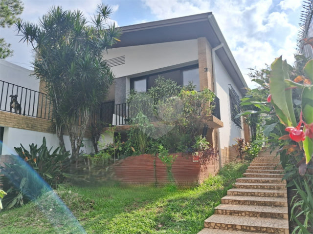 Sobrado à venda com 3 suítes em Tremembé, São Paulo, SP