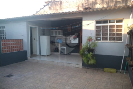 Casa Térrea à venda com 3 suítes em Jardim São Pedro, Mogi das Cruzes, SP