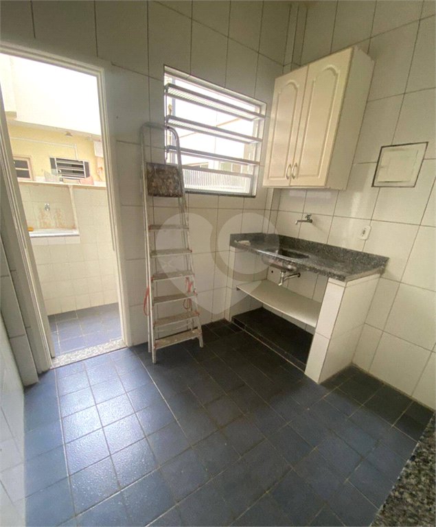Apartamento à venda com 2 quartos no Centro, Cabo Frio, RJ