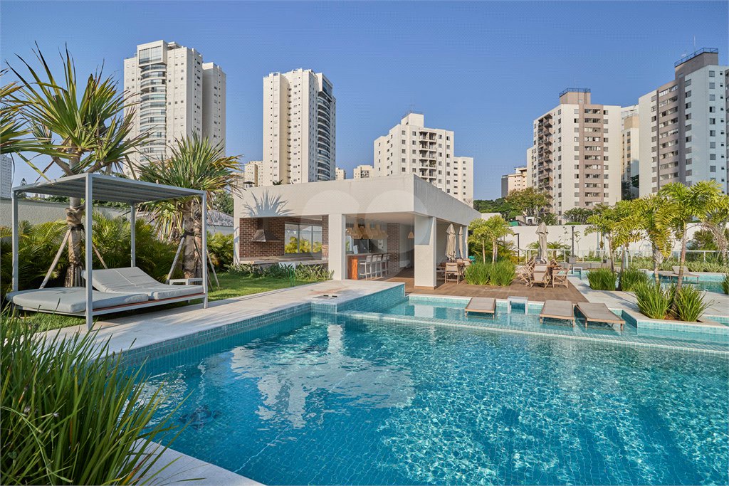 Apartamento à venda com 3 quartos, sendo 1 suíte, em Jardim Marajoara, São Paulo, SP