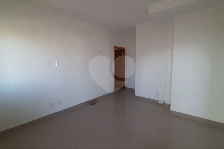 Casa à venda com 2 quartos no condomínio Residencial Luta, São Paulo - SP
