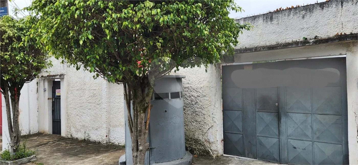 Vende-se Terreno no Jardim Aeroporto