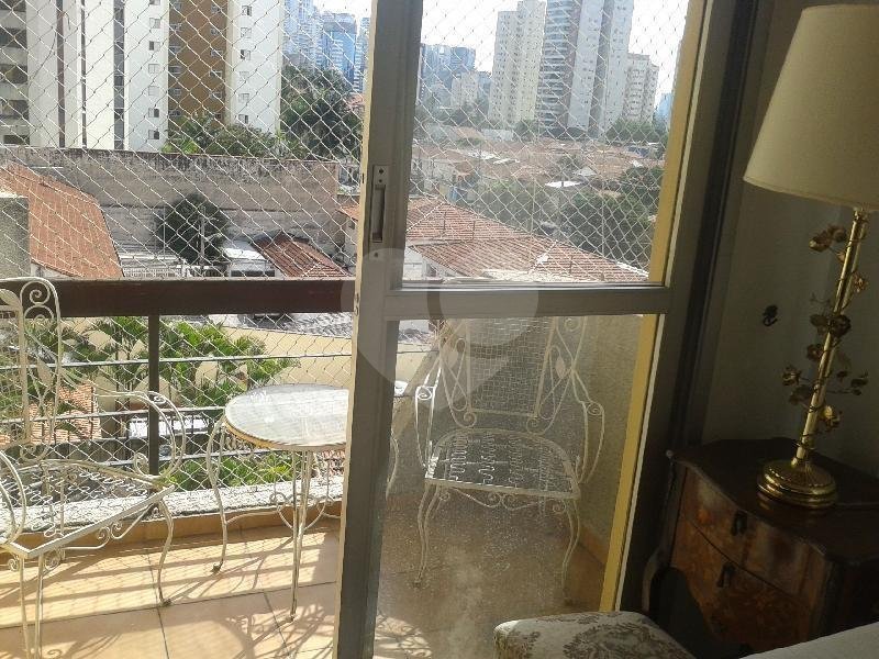 Apartamento à venda ou para alugar com 3 quartos, sendo 1 suíte, em Brooklin, São Paulo, SP