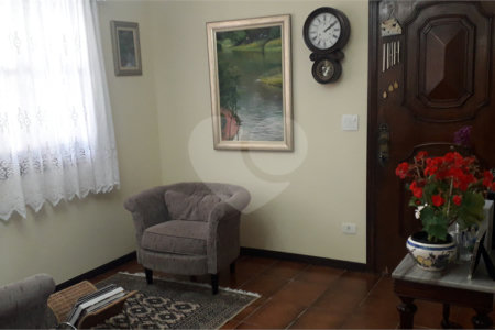 Casa à venda com 3 quartos, sendo 2 suítes, em Jardim Leonor, São Paulo, SP