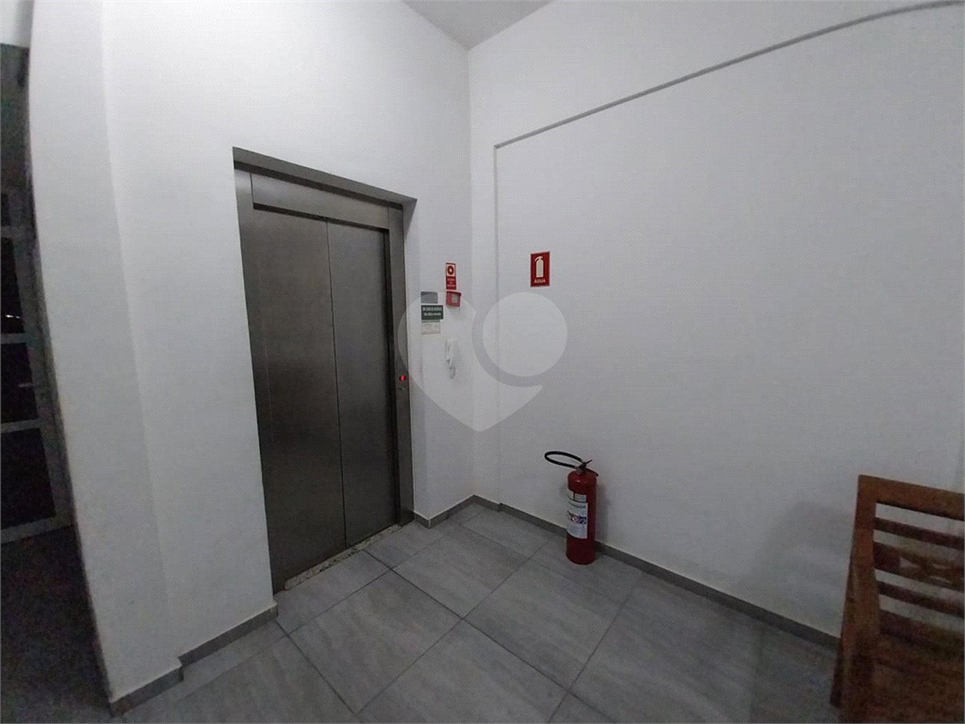 Apartamento à venda com 2 quartos, sendo 1 suíte, em Jardim Eldorado, Vinhedo, SP