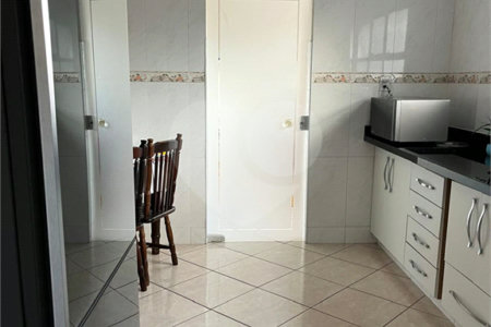 Apartamento à venda com 2 quartos, sendo 1 suíte, em Vila Mogilar, Mogi das Cruzes, SP