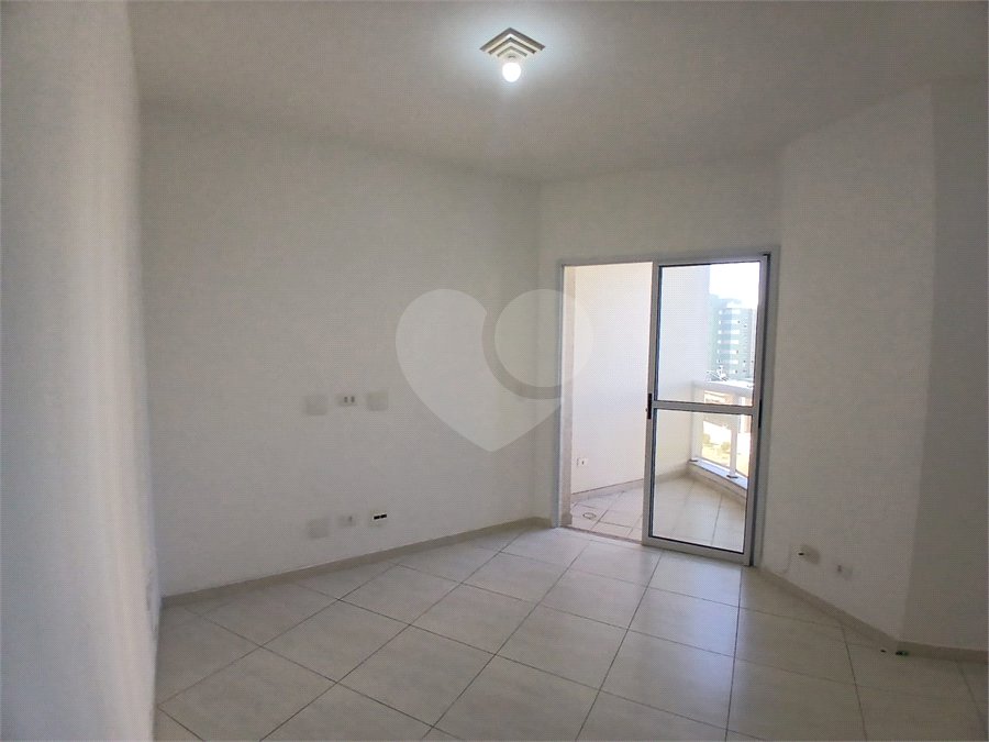 Apartamento para alugar com 2 suítes em Loteamento Mogilar, Mogi das Cruzes, SP