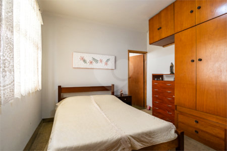 Sobrado à venda com 3 quartos, sendo 1 suíte, em Moema, São Paulo, SP