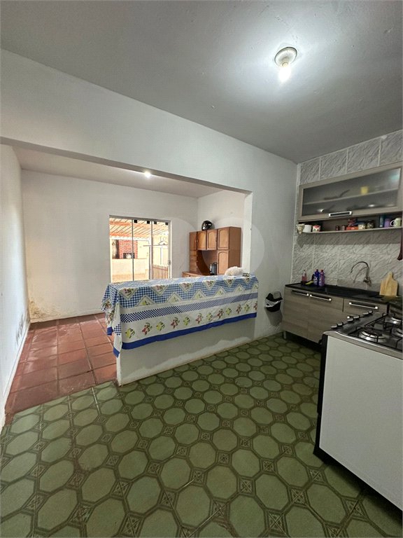 Casa à venda com 4 quartos, sendo 1 suíte,  em Jardim Estoril, Ponta Porã, MS