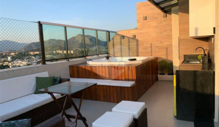 Apartamento à venda com 4 quartos, sendo 1 suíte,  em Campo Grande, Rio de Janeiro, RJ