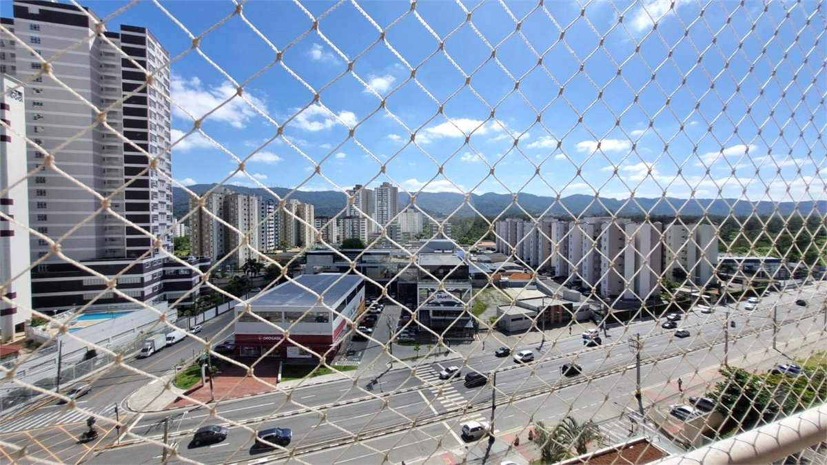Apartamento para alugar com 2 quartos, sendo 1 suíte,  em Vila Mogilar, Mogi das Cruzes, SP