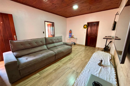 Casa à venda ou para alugar com 3 quartos, sendo 1 suíte, em Jardim Monte Santo, Itapetininga, SP