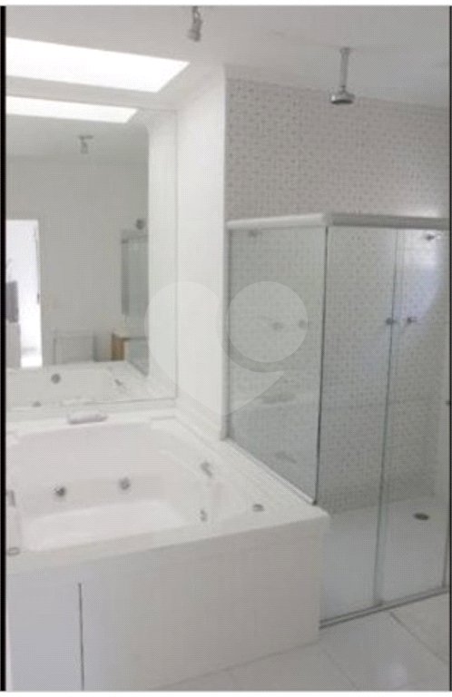 Casa à venda com 3 suítes no condomínio Villaggio Della Hípica, São Paulo - SP