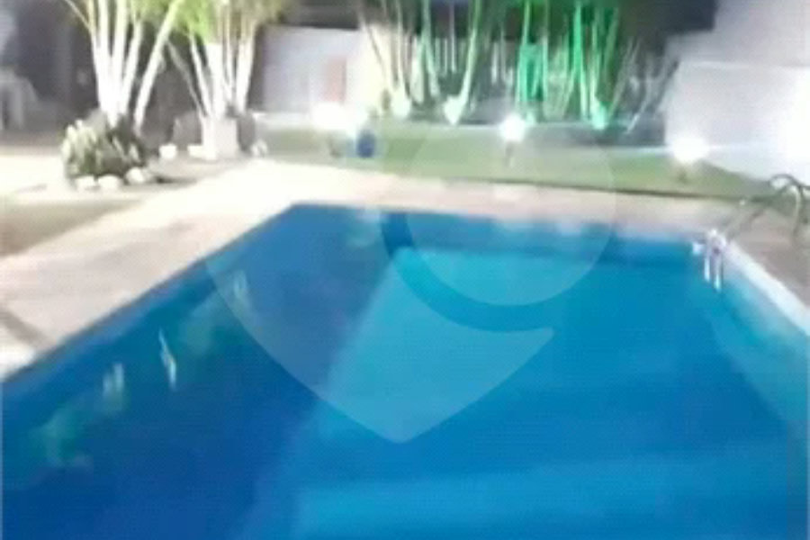 Linda casa térrea em Itanhaém a poucos metros da praia ????