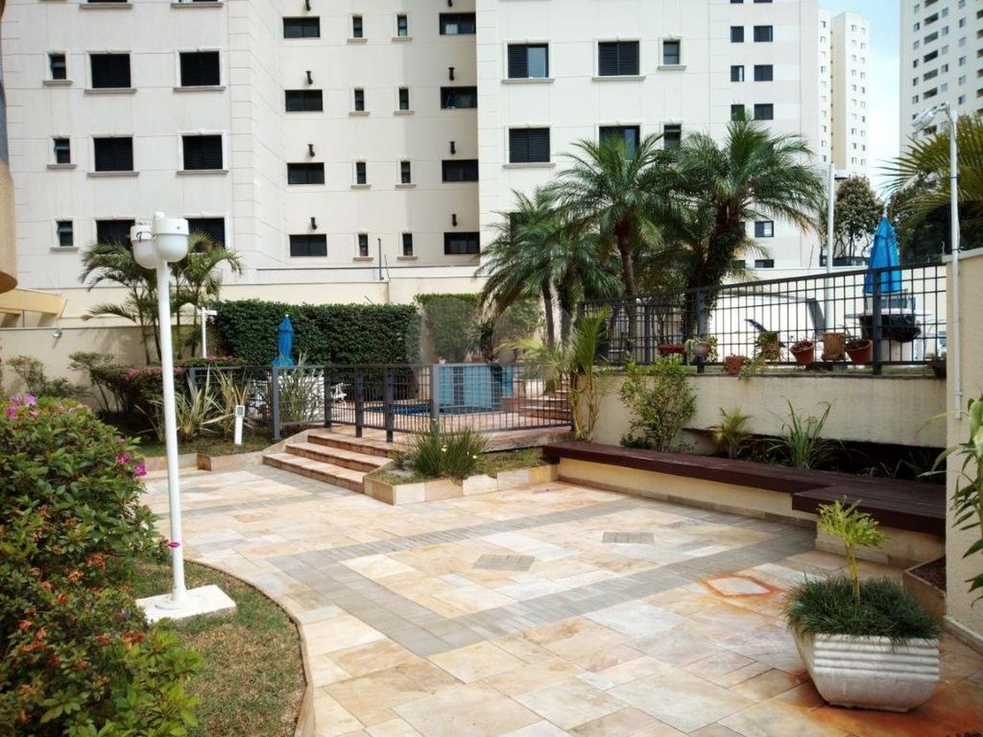 Apartamento à venda com 3 quartos, sendo 1 suíte,  em Vila Vermelha, São Paulo, SP