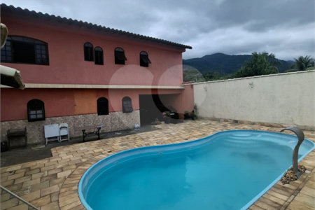 Casa à venda com 3 quartos, sendo 1 suíte, em Campo Grande, Rio de Janeiro, RJ