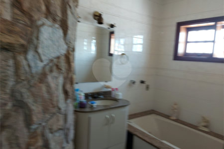 Sobrado à venda com 5 quartos, sendo 4 suítes, em Santa Rosa, Vinhedo, SP